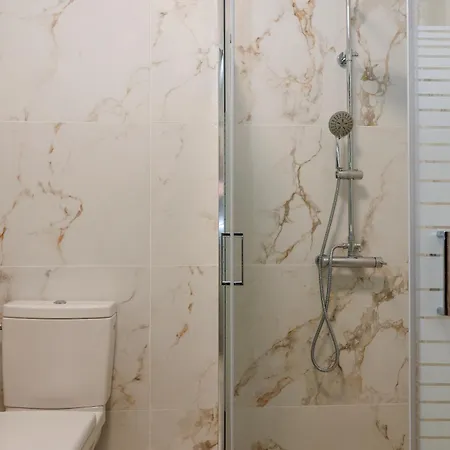 Apartmanhotel Bebis House 3*