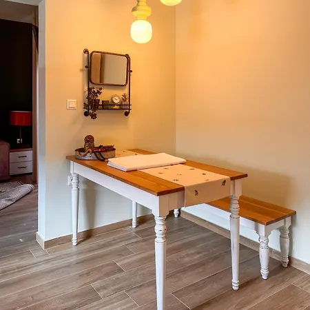 アパートホテル Bebis House Prosilio (Pieria)