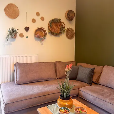 Bebis House Apartmanhotel 3*