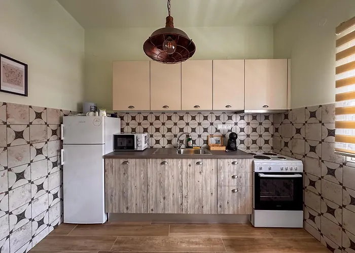 아파트호텔 Bebis House Prosilio (Pieria)